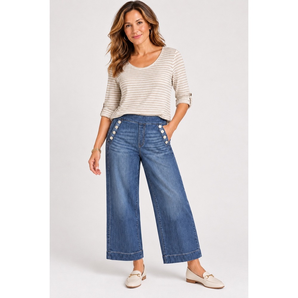 Chico's Women Pull On Wide Leg Crop Jeans Size 4P Blue Sailor Button Denim